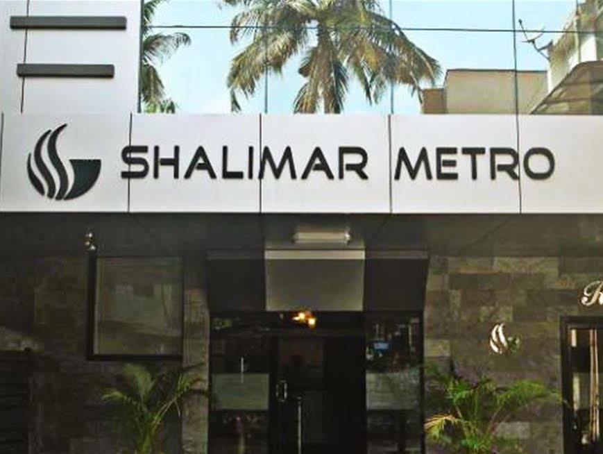 ホテル シャリマー メトロ Kochi エクステリア 写真